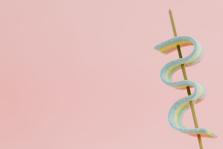 Brochettes de bonbons : comment les faire sans galérer